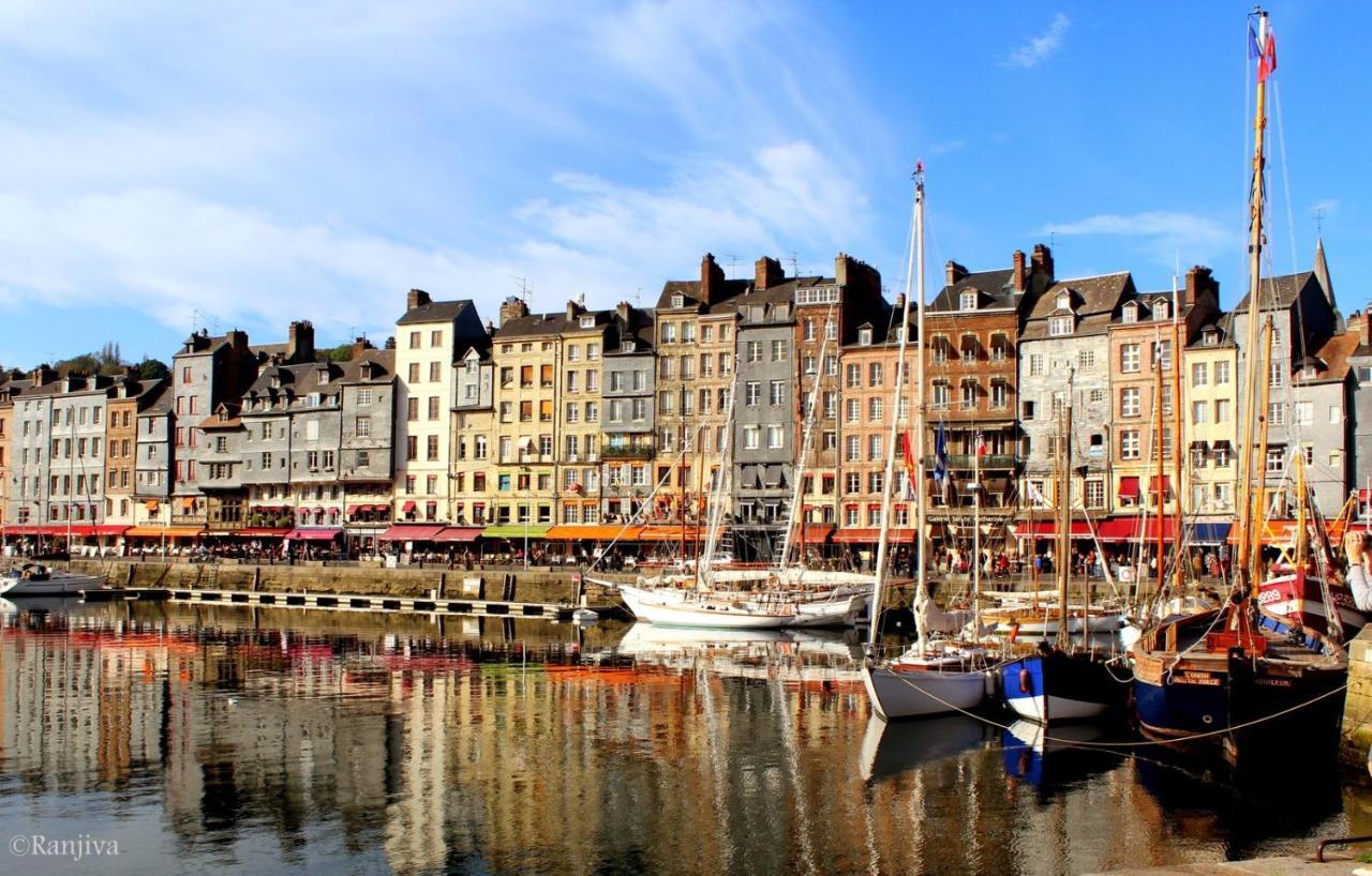 Au Coeur De Sainte Catherine Honfleur Exterior foto